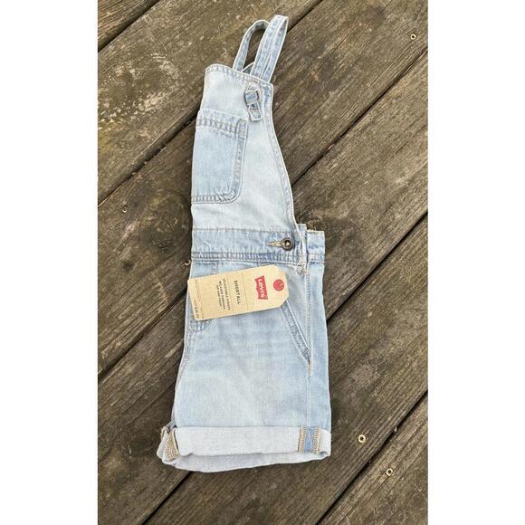 Levi's Other - 👼Levi's baby girl's  4T denim shortall in a light wash NWT- BUNDLE & SAVE! 🧸🪆